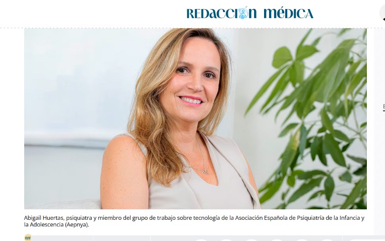 Inicio 14 Redes sociales, menores y salud mental: 2ª entrevista en Redacción Médica sobre la responsabilidad de las plataformas